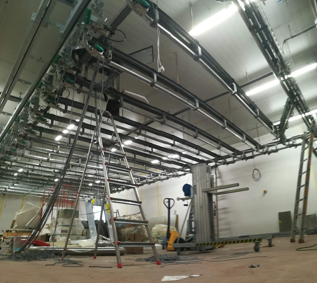 ELEKTROMONTAGE IN INDUSTRIEANLAGEN